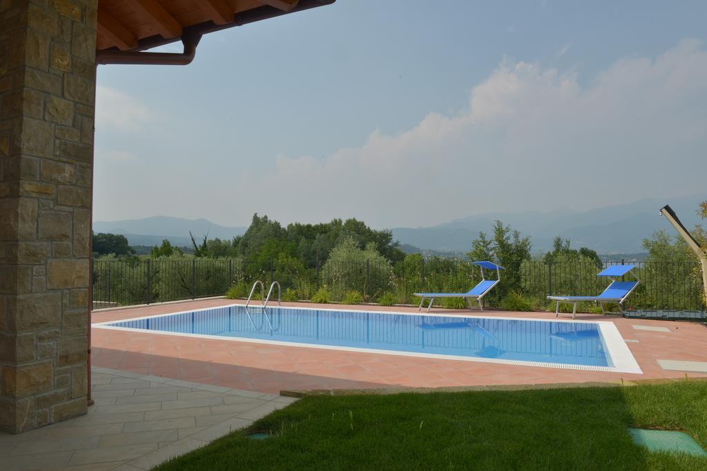 Villa Artemia Манерба-дель-Гарда Номер фото